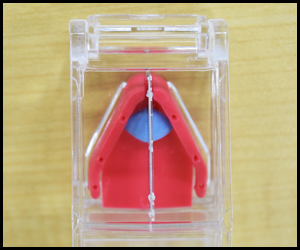 Step.5 蓋を閉じで刃の当たる位置を確認