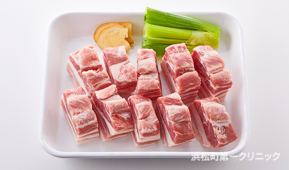 材料を切る