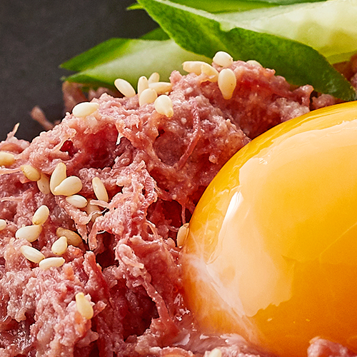 コンビーフのユッケ風｜男性のための精の付く料理レシピ集【浜松町第一